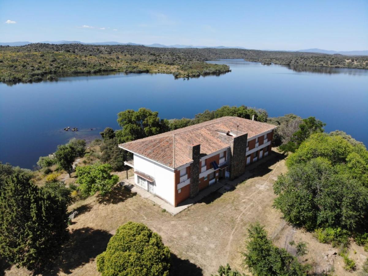Albergue Alagon Natura Valdeobispo Екстериор снимка